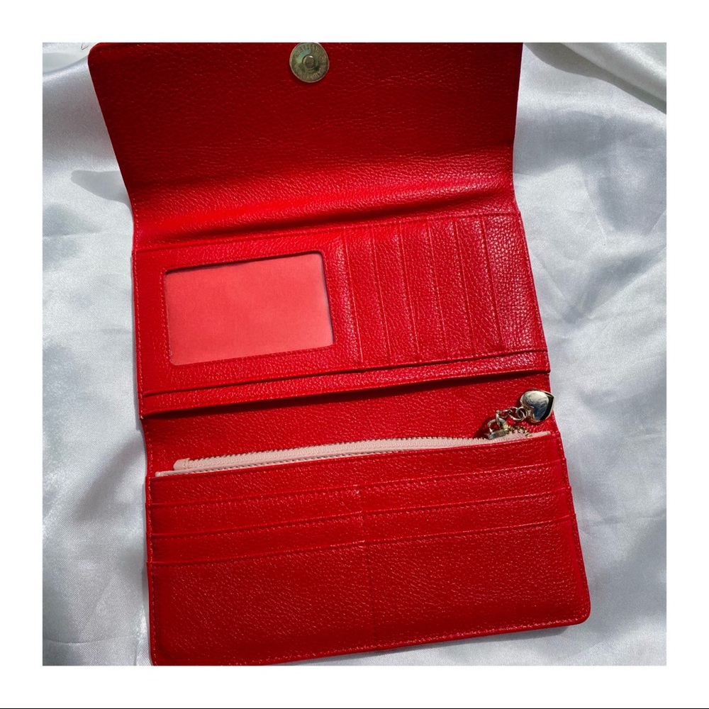 REVIEW Red Quilted Bow Large Wallet - Picture 4 of 6
